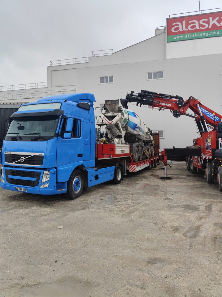 Gaziantep lowbed araç filosu ile geniş nakliyat ağı